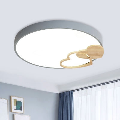 Nordic Circle Ceiling Mounted Lamp Metallic LED Bedroom Flush Lighting in Green/White/Grey with Wooden Loving Heart Decor