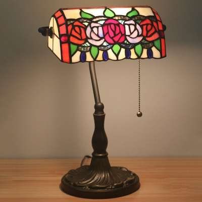 Bronze 1 Light Night Table Lamp Victorian Stained Glass Rollover Shade Flower Patterned Desk Lighting with Pull Chain