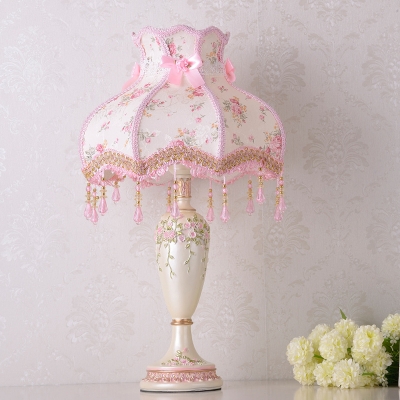 Single Bulb Night Stand Lamp Romantic Pastoral Scalloped Dress Fabric Table Light with Braided Trim