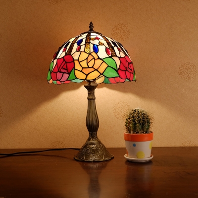 1-Bulb Bedside Night Light Tiffany Red/Orange Floral Patterned Table Lamp with Domed Stained Art Glass Shade