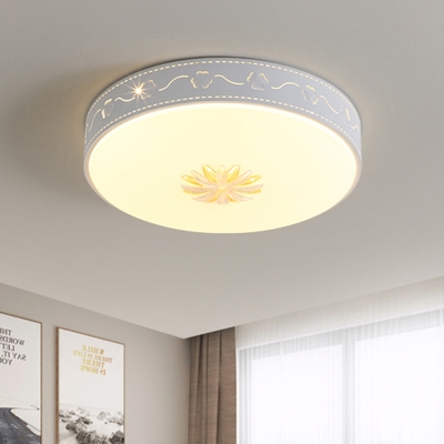 Hollowed Out Round Flush Light Minimalistic Acrylic White LED Ceiling Mount Lamp for Bedroom