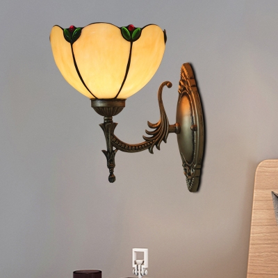 Bronze Single-Bulb Wall Lighting Tiffany Style Beige Glass Scalloped Sconce with Flower Detail