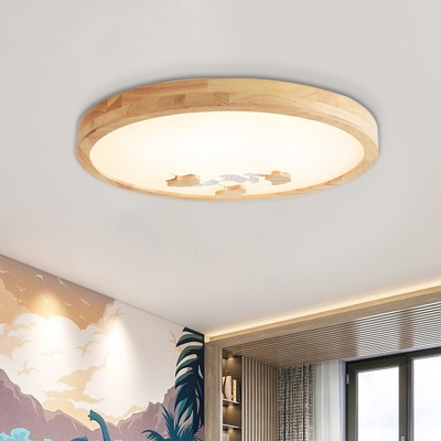 Circular Wooden LED Ceiling Fixture Minimalist Green/White Flush Mount Lamp with Ginkgo Pattern