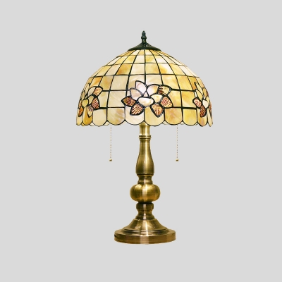 2-Bulb Table Lighting Baroque Bowl Shade Shell Pull Chain Desk Light in Brushed Brass with Petal Pattern