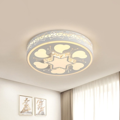 LED Round Flush Mount Light Modern White Cut Crystal Flushmount Lighting with Flower/Star Pattern