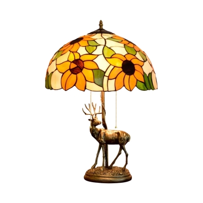 Red/Orange 2 Bulbs Desk Lighting Mediterranean Stained Glass Domed Flower Patterned Table Lamp with Deer Design