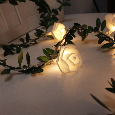 White Rose-Vine USB/Battery Fairy Light Modern Romantic 20/40-Head 9.8/19.6 Ft Fabric LED Light Strip for Wedding