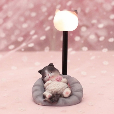 Cat in Sweet Dream Bedside Table Lamp Resin Cartoon Mini LED Nightstand Light in Dark/Light Grey
