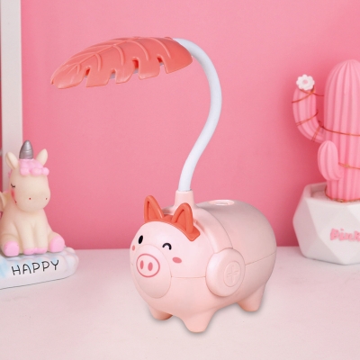 Cartoon Pig/Elk Reading Lamp Plastic LED Bedroom Night Table Lighting with Leaf Shade in Pink/Green
