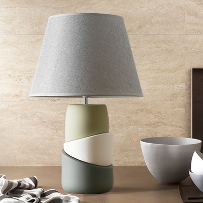 1-Light Night Table Light with Barrel Shade Fabric Traditional Tearoom Ceramics Desk Lamp in Grey