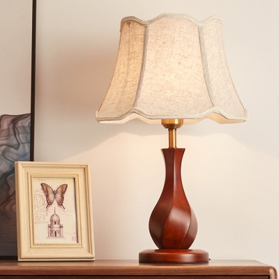 Twisted Vase Bedside Nightstand Light Rural Wood 1 Bulb Red Brown Table Lighting with Flaxen/Beige Scalloped Shade