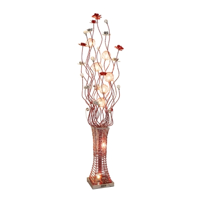 LED Flower Standing Floor Lamp Decorative Red Metallic Wire Vase Floor Lamp for Parlour