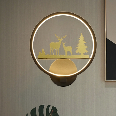 Nordic Style Elk Wall Mural Lamp Metallic Bedside LED Circle Wall Lighting Fixture in Black-Gold