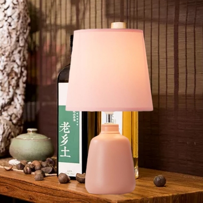 Single Table Lamp with Barrel Shade Fabric Modernist Bedroom Ceramics Desk Lamp in Pink/Green