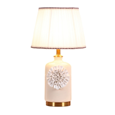 Ceramics White Finish Table Lamp Jar-Shape Single Bulb Traditional Desk Light with Coral Deco