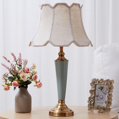 1 Head Scalloped Flared Table Lamp Rustic Green Fabric Night Light for Living Room