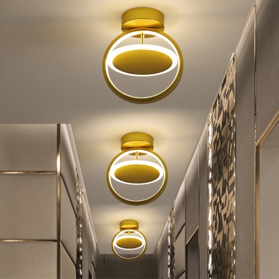 Gold Crossed Circle Flush Light Postmodern Metal LED Close to Ceiling Lamp in Warm/White Light