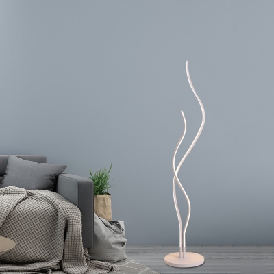 Dual Waving Floor Standing Light Minimalist Acrylic Living Room LED Floor Reading Lamp in White/Black