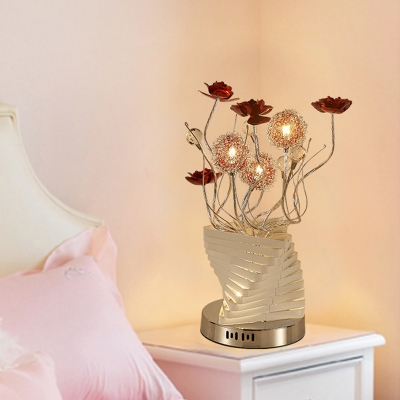 LED Flower Table Lamp Art Deco Silver Metallic Wire Desk Lamp with Spiral Stacked Triangles Vase Design