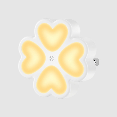 Mini Clover Shaped Plug-in Night Light Simple Plastic Bedside LED Wall Lamp in White