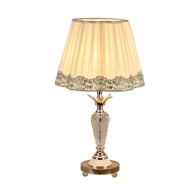 Font Clear Crystal Table Lamp Traditional Single Bulb Bedroom Night Stand Light with With Braided Trim Fabric Shade
