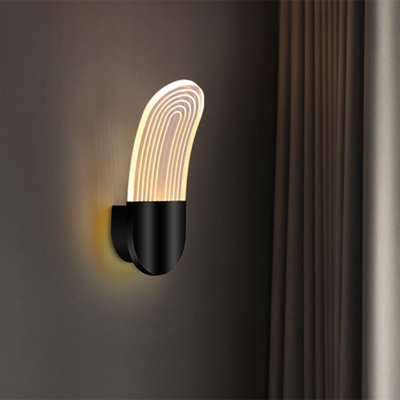 Arced Panel Acrylic Wall Light Sconce Modernist Black/Gold Finish LED Wall Lighting Idea