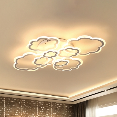 Minimalist Cloud Ceiling Light Fixture Acrylic 4/8 Heads Living Room Flush Lamp in White
