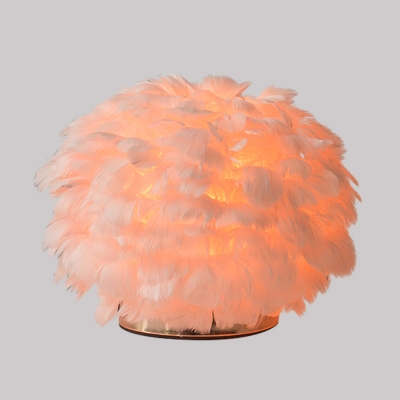 1 Head Bedroom Table Light Nordic White/Pink Nightstand Lighting with Round Feather Shade