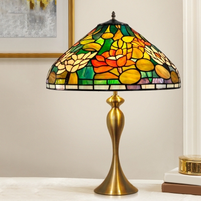 1-Light Table Light Mediterranean Conic Stained Glass Pull Chain Night Lamp in Brass with Blossom Pattern