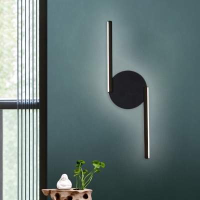Arch/S-Shape/Linear Metallic Wall Lamp Modernist LED Black Wall Sconce Lighting with Round Backplate in Warm/White Light