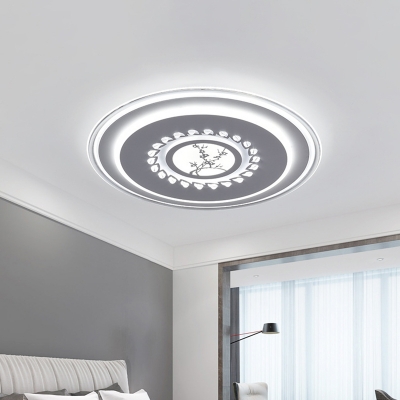 Metallic Circle Ceiling Fixture Modernist LED Flush Mount Light with Flower/Plum Blossom/Elk Pattern in White