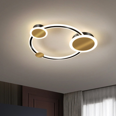 Gold LED Circle Flush Mount Lighting Modernism Metallic Ceiling Fixture in Warm/White Light