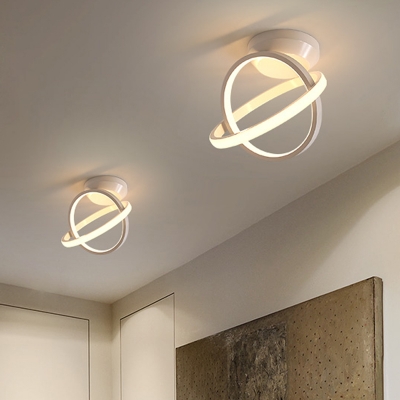 Annular Corridor Ceiling Light Metal LED Modern Flush Mount Lighting Fixture in Black/White