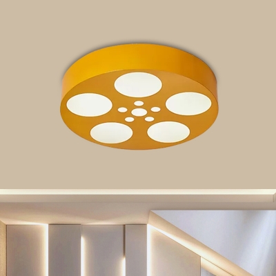 Circular Flush Mount Lamp Fixture Modernism Acrylic Kids Room LED Ceiling Light in Red/Blue/Yellow