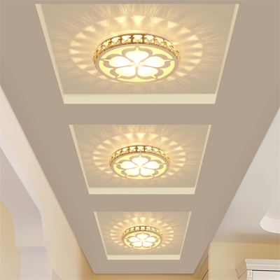 Round Flush Light Fixture Contemporary Crystal LED Corridor Ceiling Flush Mount with Flower Design in White/Gold