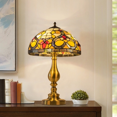 Stained Glass Brass Night Light Dome Shaped 1 Bulb Mediterranean Nightstand Lamp with Pull Chain