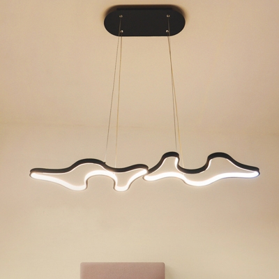 Wave Metallic Island Ceiling Light Modernism LED Pendant Lighting Fixture in Black/White for Dining Room