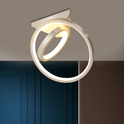 Circle LED Flush Light Fixture Modernist Metal Black/White Ceiling Mount Lamp in Warm/White Light for Hotel