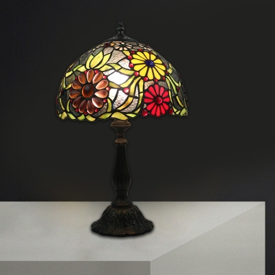 Victorian Bowl Nightstand Light 1 Head Hand Cut Glass Flower Patterned Table Lamp in Green