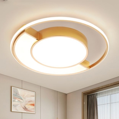 Circular Close to Ceiling Lamp Contemporary Metal LED Gold Flush Mount Light Fixture