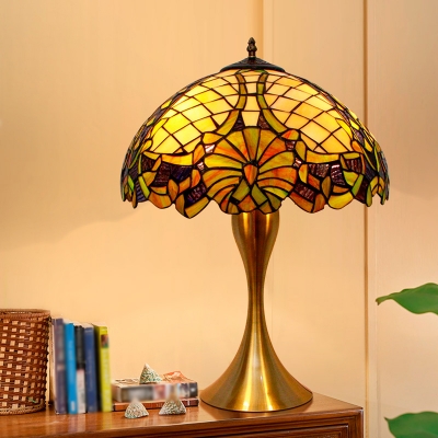1 Light Nightstand Lamp Baroque Bowl Shade Yellow Stained Glass Table Light in Brass with Pull Chain
