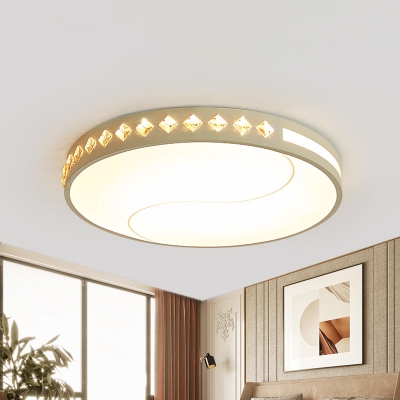 Metal Circular Flush Mount Light Minimalism LED Close to Ceiling Lamp with Crystal Deco in White