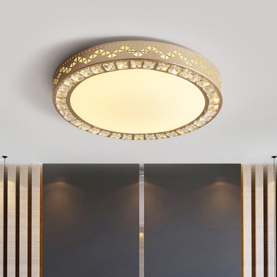 Round Flush Mount Ceiling Fixture Modernity Crystal LED Bedroom Flush Light in Gold with Wavy Pattern