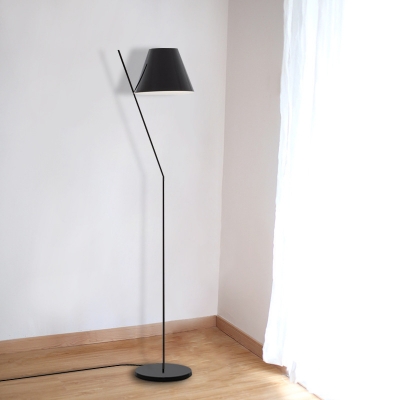 1-Light Black Cone Standing Lamp Minimalism Fabric Floor Lighting for Drawing Room