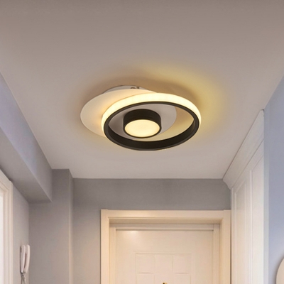 Modernism Ringed Flush Mount Lamp Metallic LED Bedroom Flush Ceiling Light in Gold/Black and White, Warm/White Light