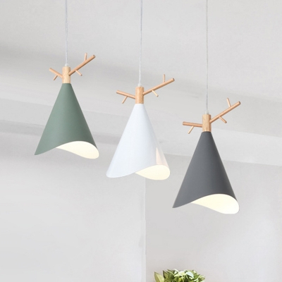 Wavy-Edged Cone Shade Pendant Nordic Iron 1 Bulb Bedside Antler Ceiling Hang Light in White/Grey/Green and Wood