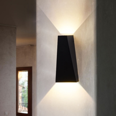Metal Cone Shaped Sconce Light Minimalist Black/White Small LED Wall Lamp Fixture in Warm/White Light