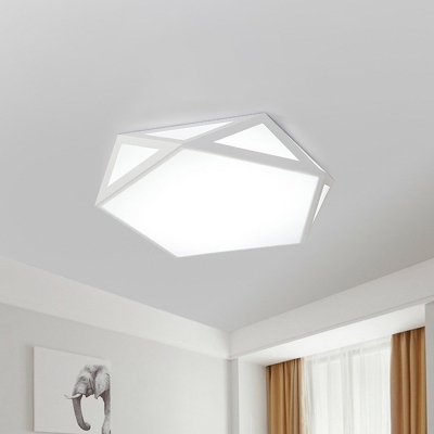 Acrylic Pentagon Faceted Ceiling Flush Light Contemporary Black/White LED Flushmount for Bedroom, 16.5