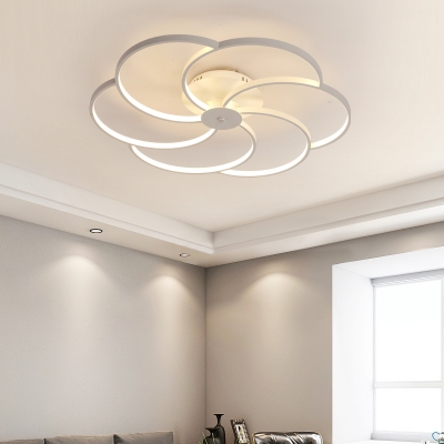 White Floral Shaped Ceiling Flush Minimalist Metal LED Flush Mount Light Fixture in Warm/White Light, 18
