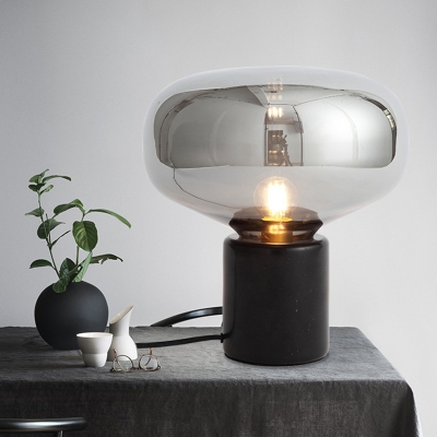 Postmodern Alien Nightstand Light Chrome Mirror Glass Single Living Room Table Lamp in Black, 9.5